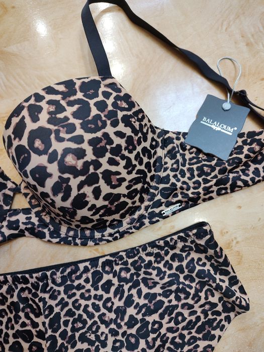 Леопардовий комплект жіночої білизни на тонкому поролоні Acousma.