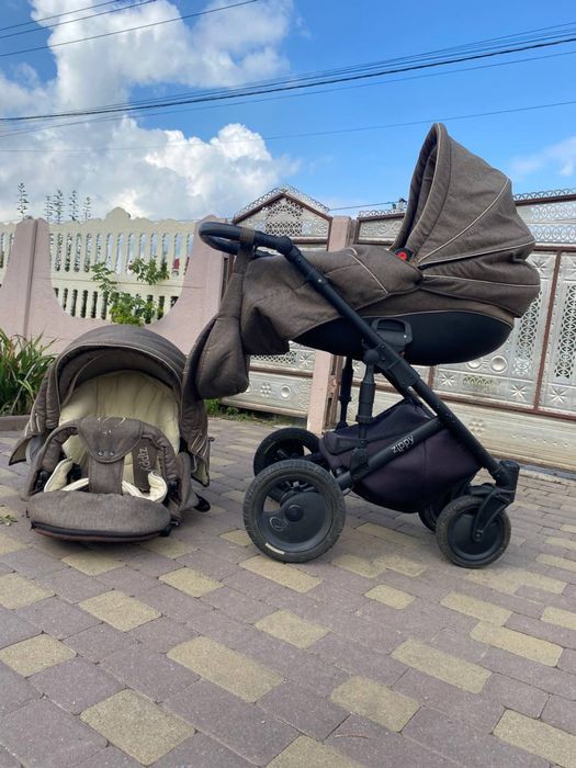 Коляска Tutis Zippy Pia 2 в 1