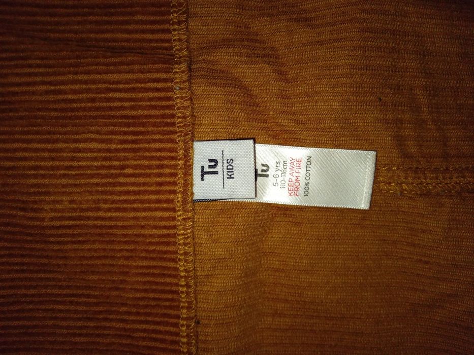 Сарафан для дівчинки