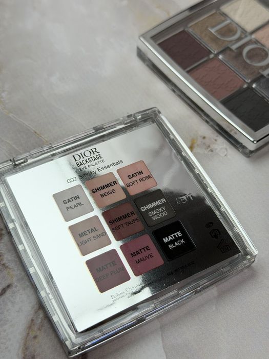 Тіні для повік Dior 002 Smoke Essentials