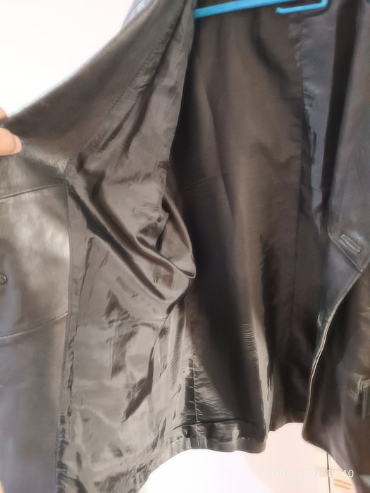 Blazer em pele preta - XL