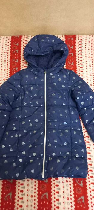Продам зимние куртки для девочки