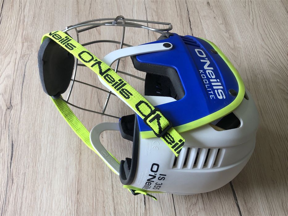 Kask O’Neills Koolite IS 355 r S 6109 54cm hokej hurling camogie