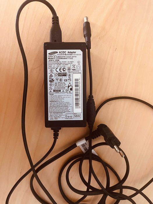 Adaptador TV/Monitor Samsung (avariado)