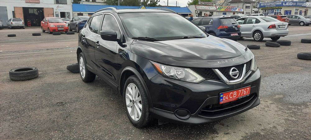 Продам нещодавно пригнаний з США NISSAN Rogue Sport у комплектації SV