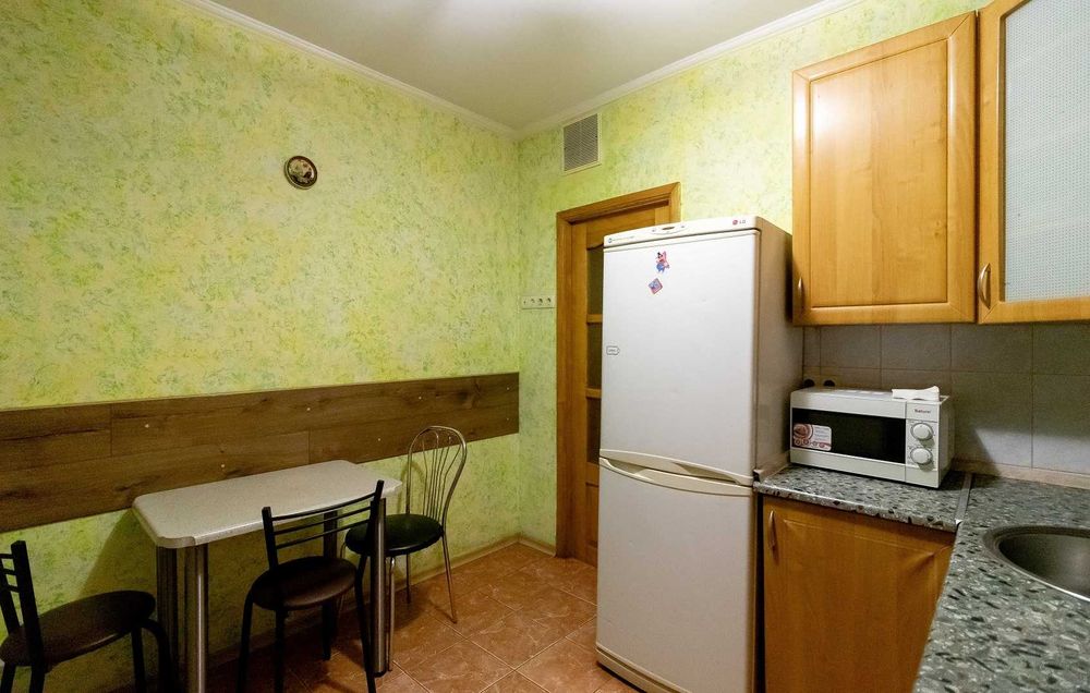 Здам подобово 2к. кв-ру, 7 хв. до метро, Тимошенко 3в ЗНИЖКИ-В ОПИСІ!!