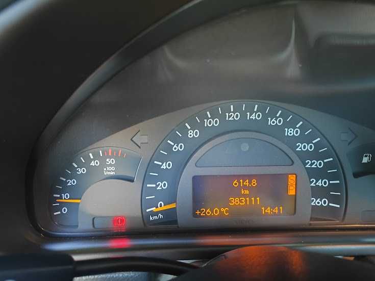 Mercedes-Benz C 220 CDI Auto (W203) – Muito Estimado / Rigor de Manutenção