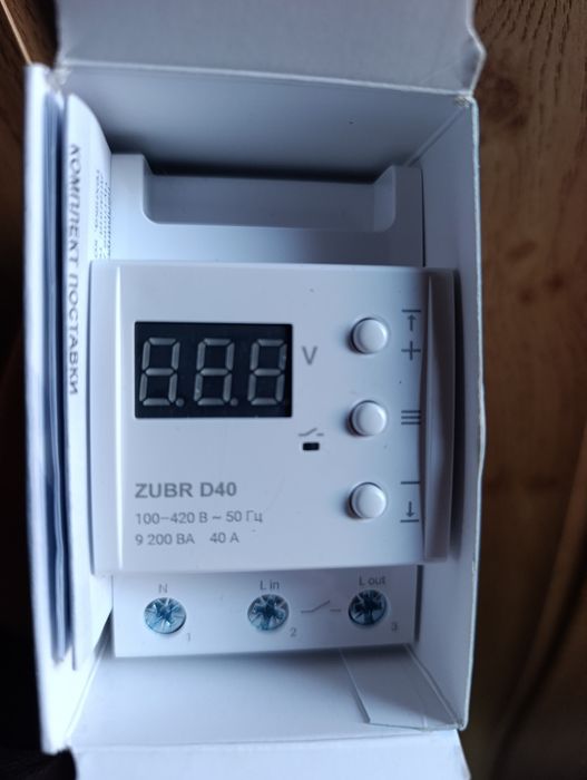 Реле напруги Зубр Zubr D40