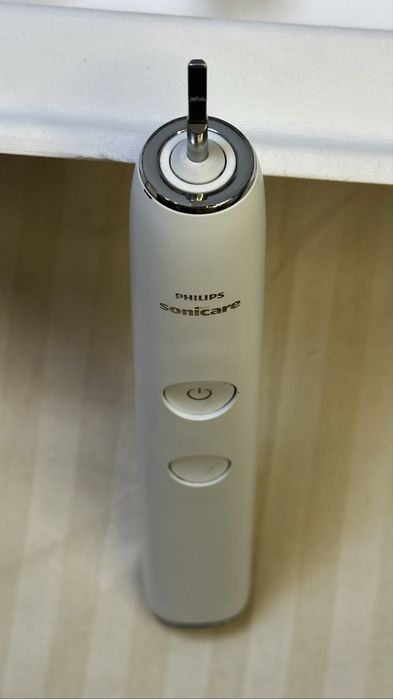 Philips Sonicare 9300 DiamondClean HX992W Bluetooth