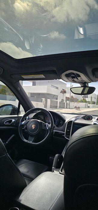 Porsche Cayenne S 3.0 V6 hybrid