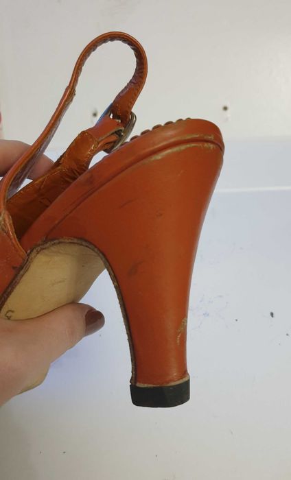 Шкіряні теракотові босоніжки р. 39 Вживані