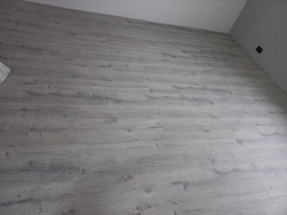 Ламінат 8 мм  5 G