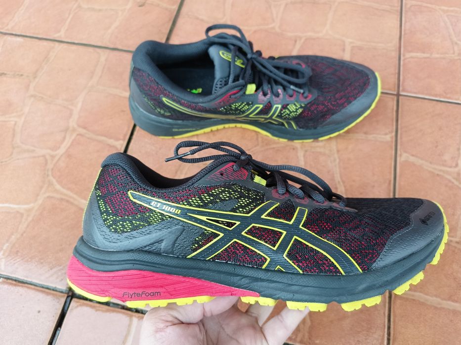 Продам чоловічі кросівки Asics GT-1000 8 G-TX