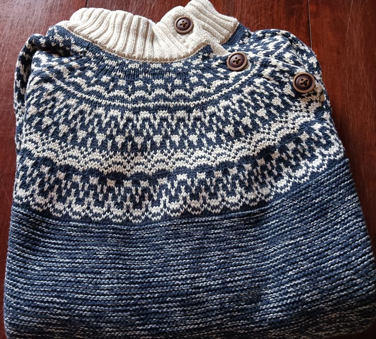 Suet polar azul com botões