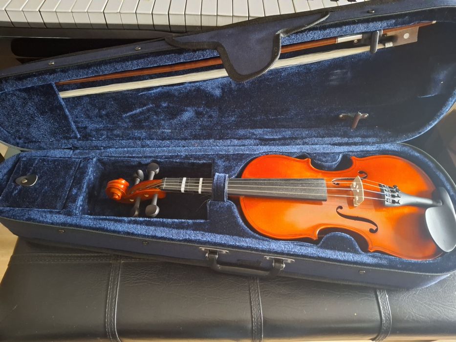 Violino 1/2 PRIMO – Afinado, com estojo, arco e resina