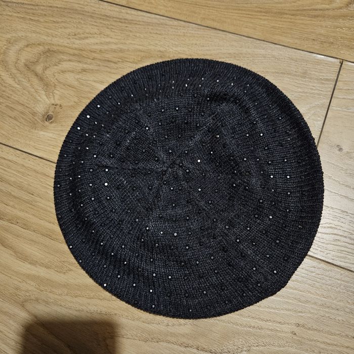 Nowy grafitowy beret mohito