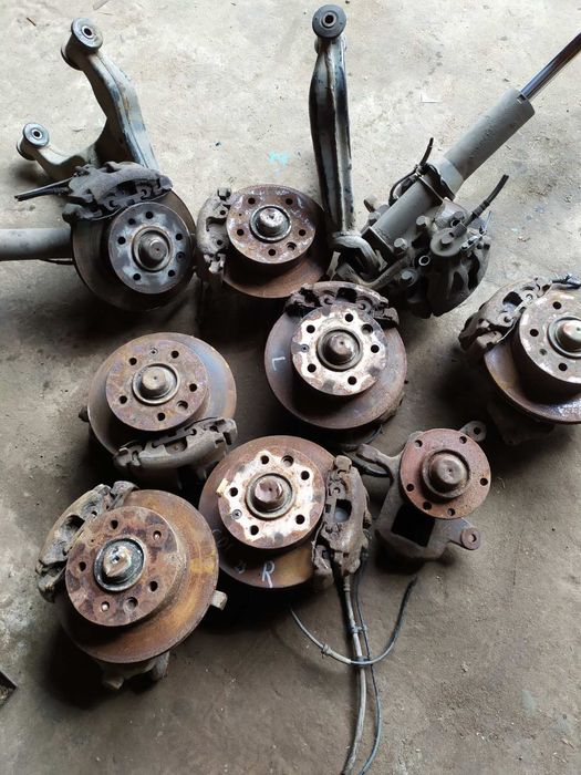 Ступиця,ричаг,супорт,задній мост 37×9на Спрінтер 906 313