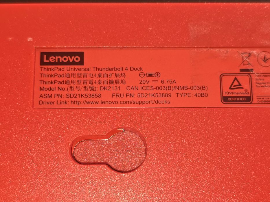 Najnowsza Thinkpad stacja dokująca 3x USB C Thunderbolt 4 dock