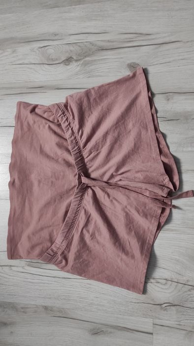 Spodenki krótkie ciążowa firmy Kiabi rozmiar L