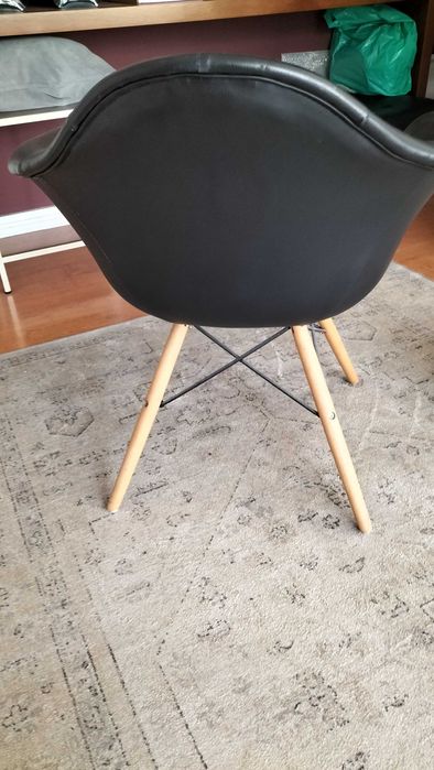 cadeira com braços - bom estado