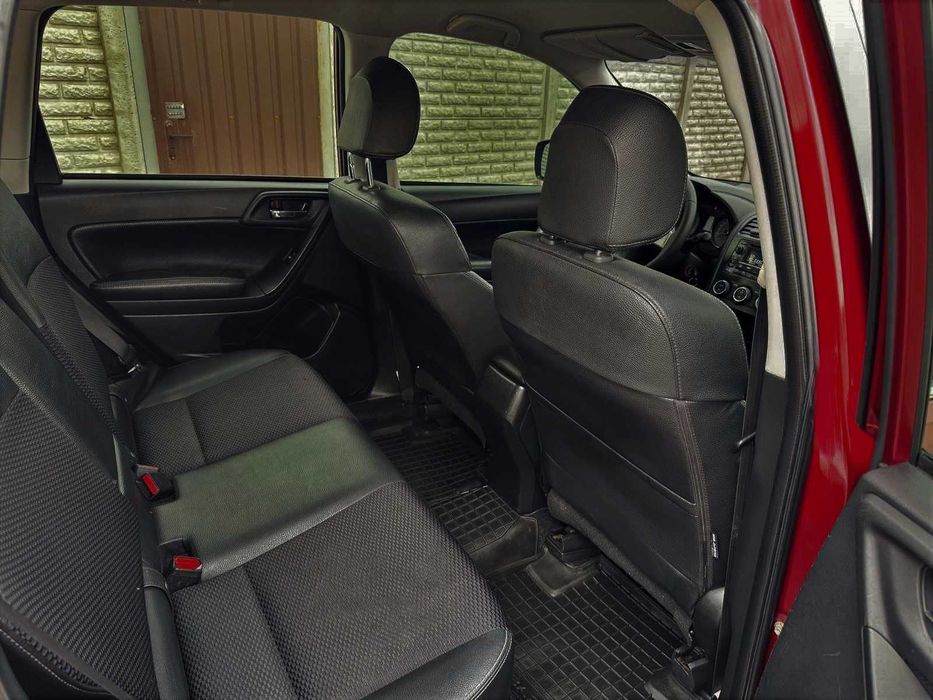 продаю свой автомобиль subaru