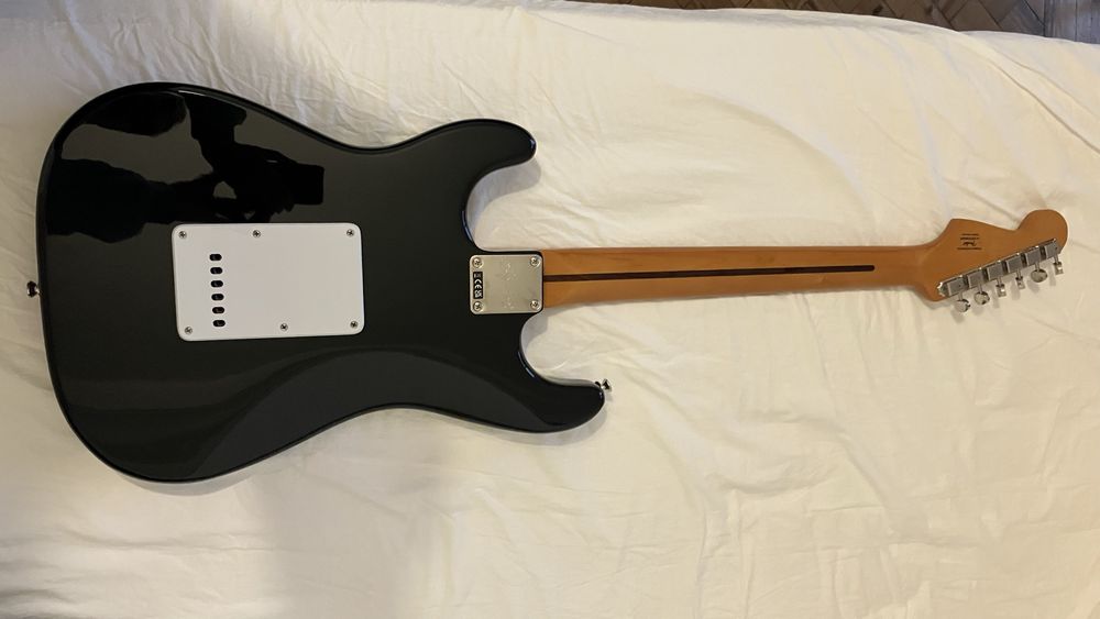 Guitarra Squier Classic Vibe 50s