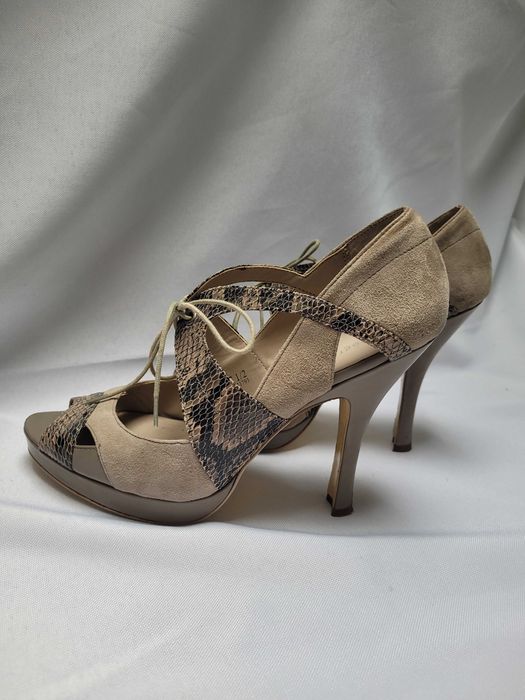 Buty Autograph beżowo - wężowe rozmiar 40,5