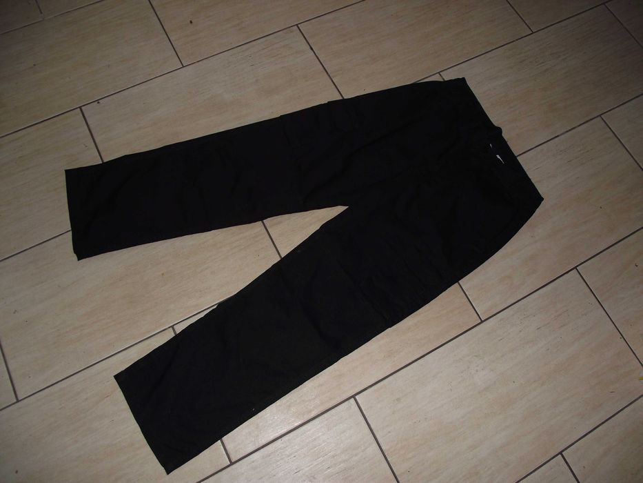 Spodnie robocze r M . 42/84 cm w pasie