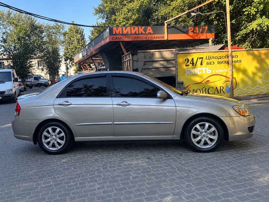 KIA Cerato 2.0 газ/бензин