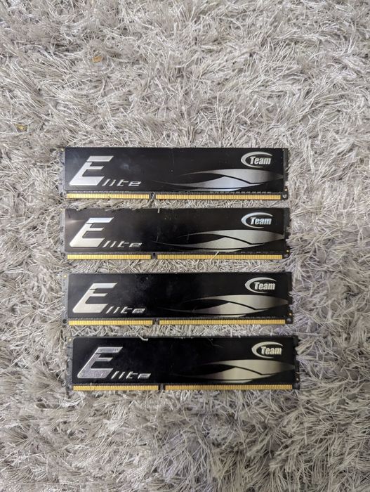 Комплект материнська плата процесор оперативка saphirpe