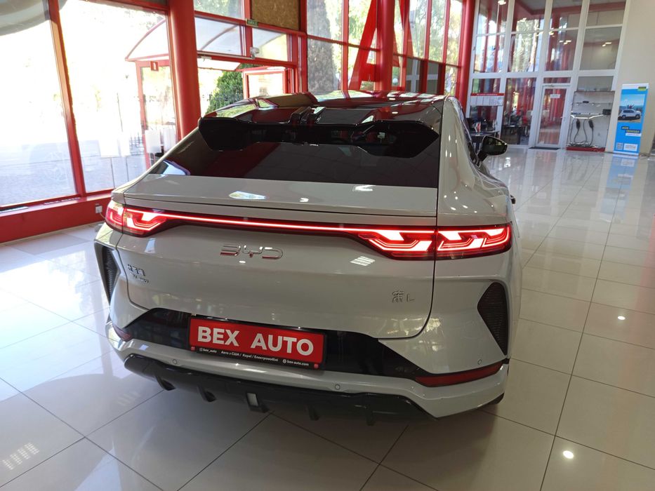 Електромобіль BYD Song L 2024