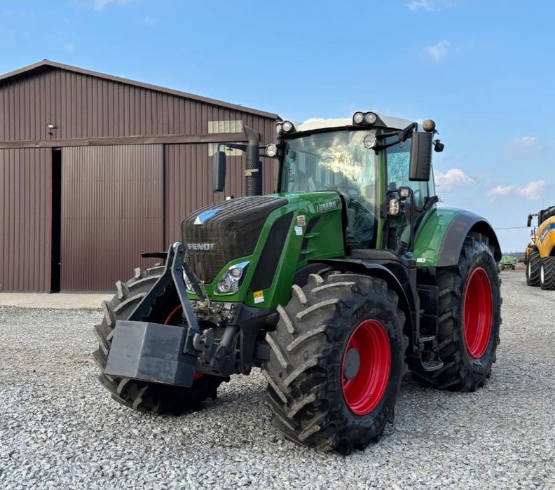Fendt 826vario S4