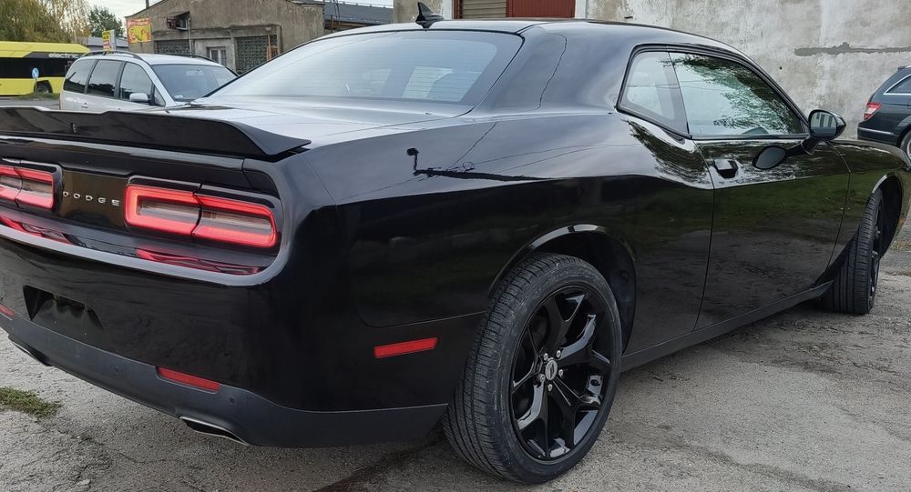 Dodge chellenger 3.6 automat