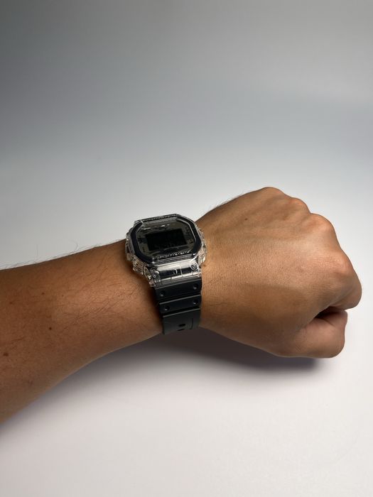 Casio DW-5600SKC, годинник касіо, часы джи шок Ø48.9мм