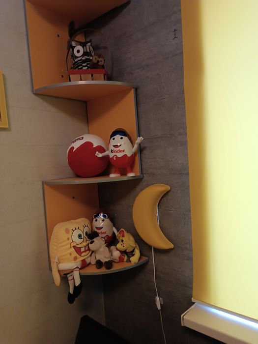 Продаю детский гарнитур moto Kids