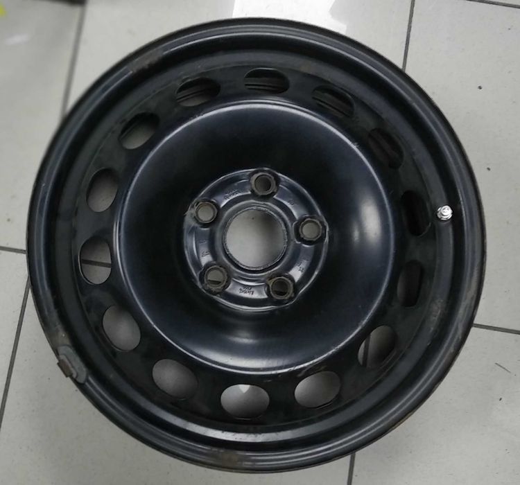 Диски колёсные стальные Škoda Yeti (Шкода Йети) б/у 4шт оригинал