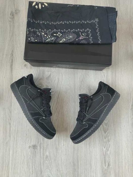 Jordan_1_Retro_Low_OG_SP_Travis_Scott_Black R.46