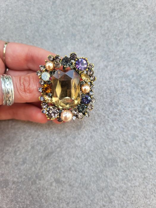 Broszka w stylu vintage