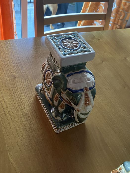 elefantes de ceramica