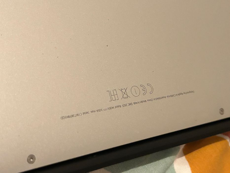 Macbook air A1466 13 polegadas