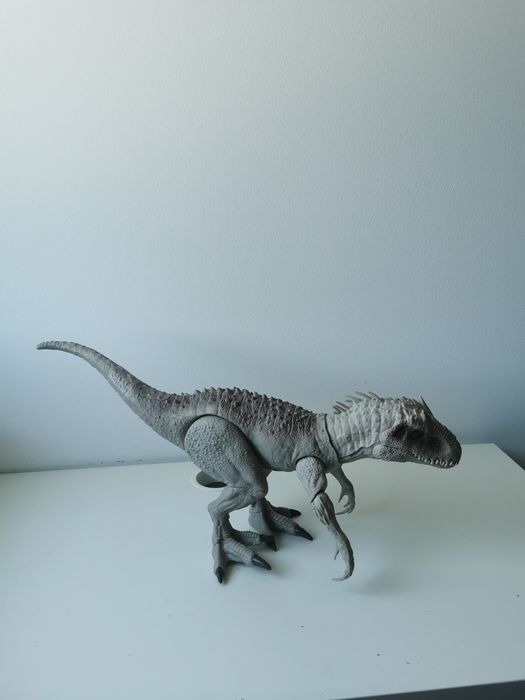 Dinozaur indominus rex zabawka Jurassic World stan bardzo dobry