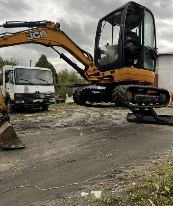 Мініекскаватор 3.2м,копання септиків,комунікацій під ключ.Самоскид