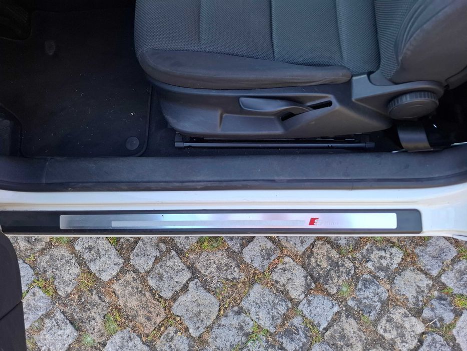 Audi A3 1.6 TDI S-LINE Apenas 155 Mil kms Nacional de 2011 KIT AIRBAGS INCLUIDO