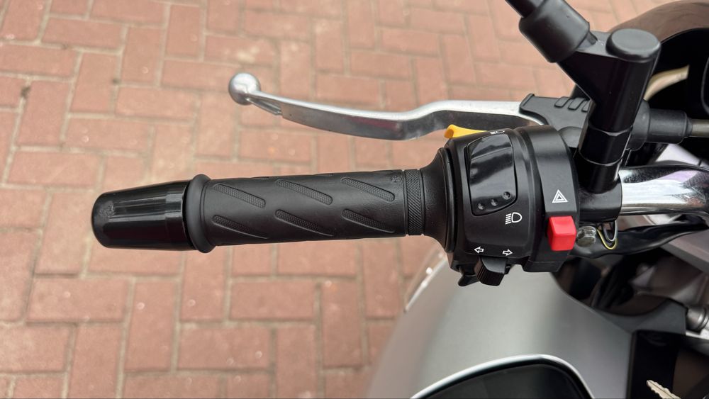 Suzuki GSR400 Сузуки з Японії