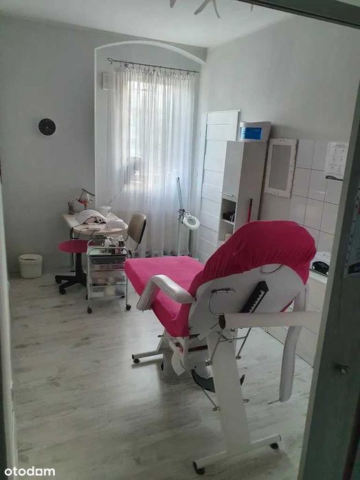 Lokal pomieszczenie w centrum