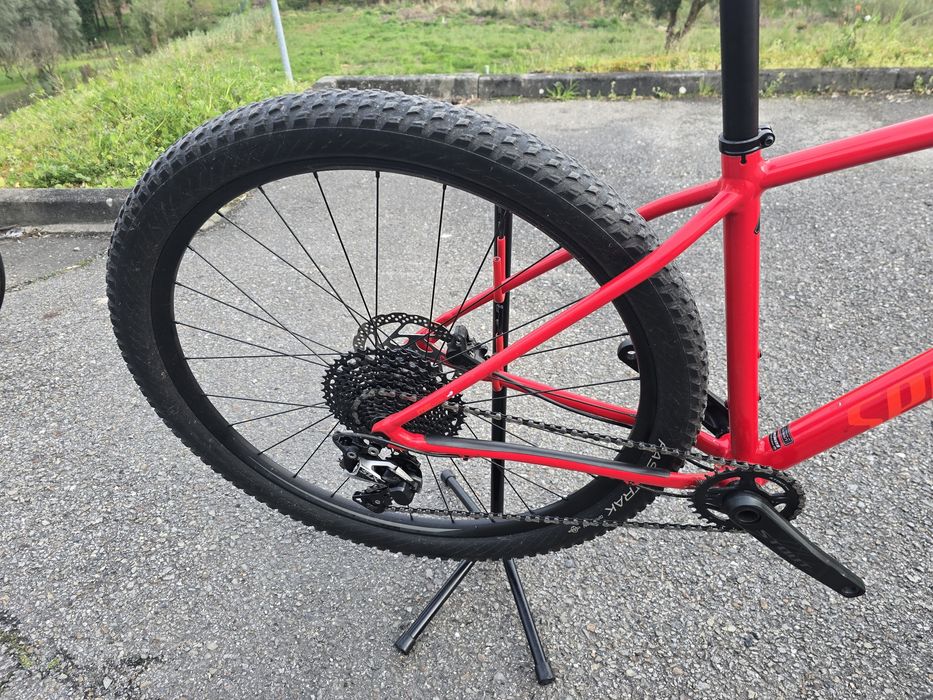 Specialized 29 m com rock shox
