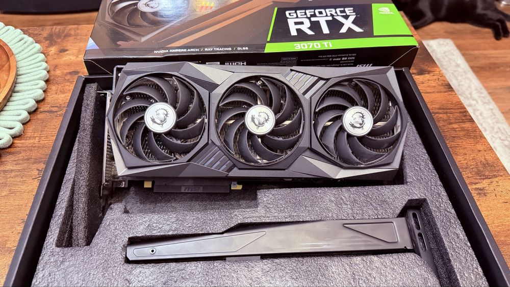 Msi 3070 ti gaming trio