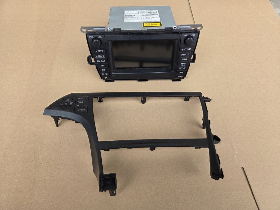 Radio nawigacja ramka Toyota Pius 3 przedlife
