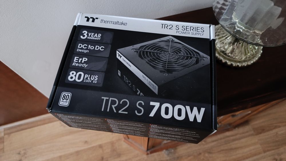 Zasilacz komputerowy PC Thermaltake TR2 S 700W