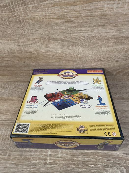 Gra cranium outrageous fun for everyone